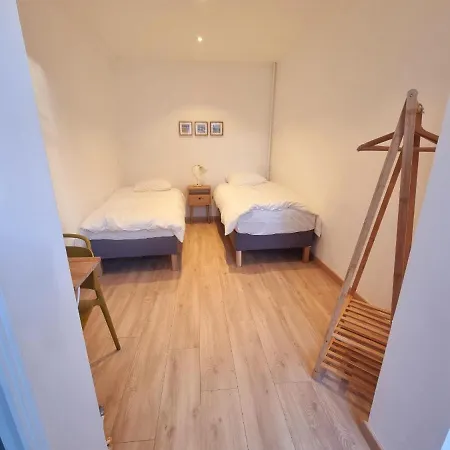 Bed & Breakfast Madame Paris *
